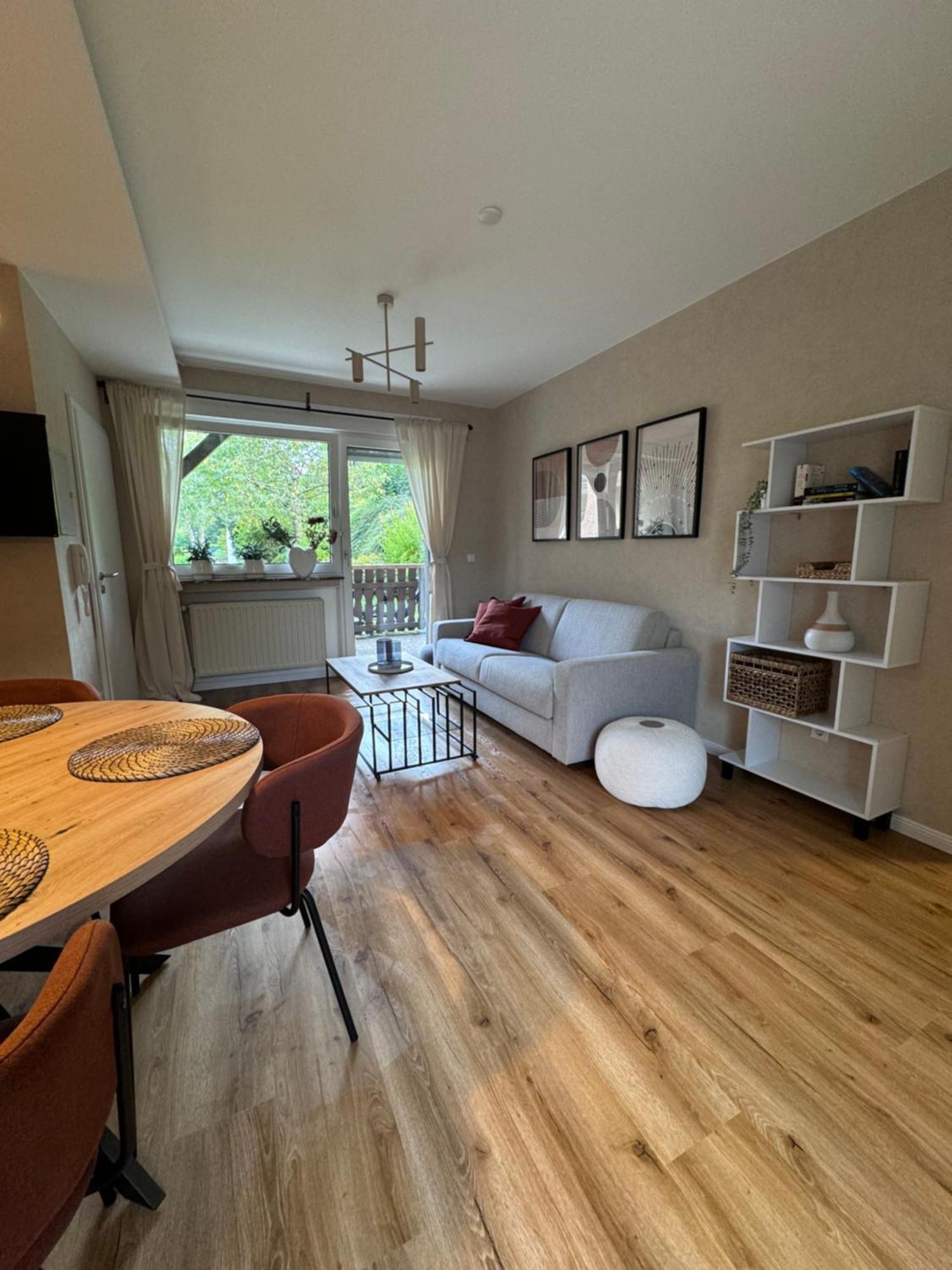 Apartment Zum Aatal Bad Wunnenberg Bagian luar foto